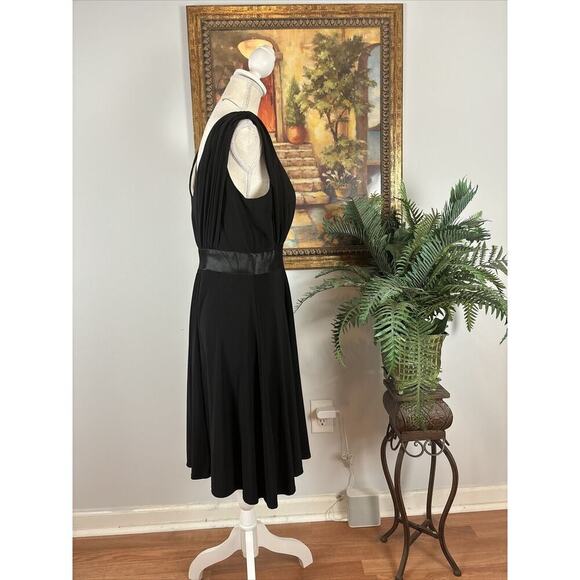 Jessica Howard Dress Women's 8 Black Sleeveless Draping Pleated V-Neck Collarles - Picture 11 of 14